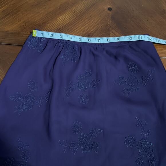 Lavender Brand Dark Purple Skirt with Textured Design Woman Size Medium - Picture 8 of 10